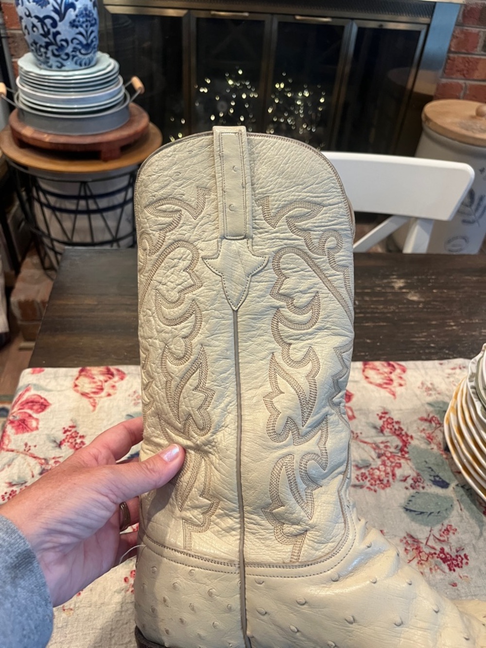 Tony Lama Cream Western Cowboy Boots with Embossed Stitching - Picture 7 of 7